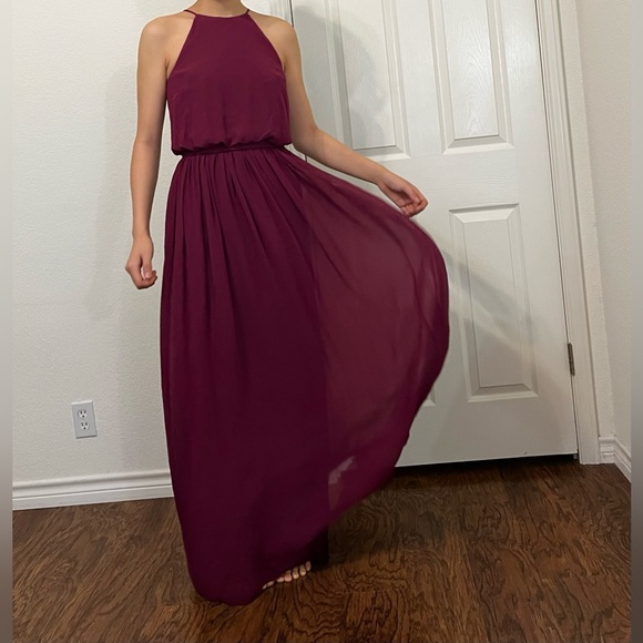 Donna Morgan Collection Maroon Evening Gown Size 2 - Picture 2 of 16